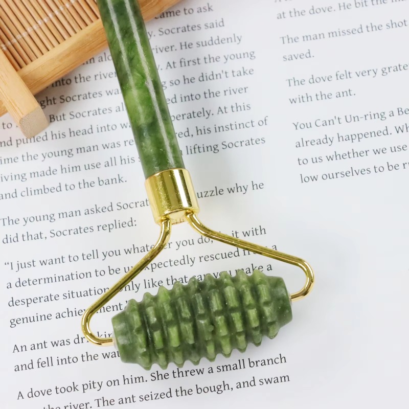 Jade Spike Roller & Gua Sha Se - Jade Roller Gua Sha recensie en prijs