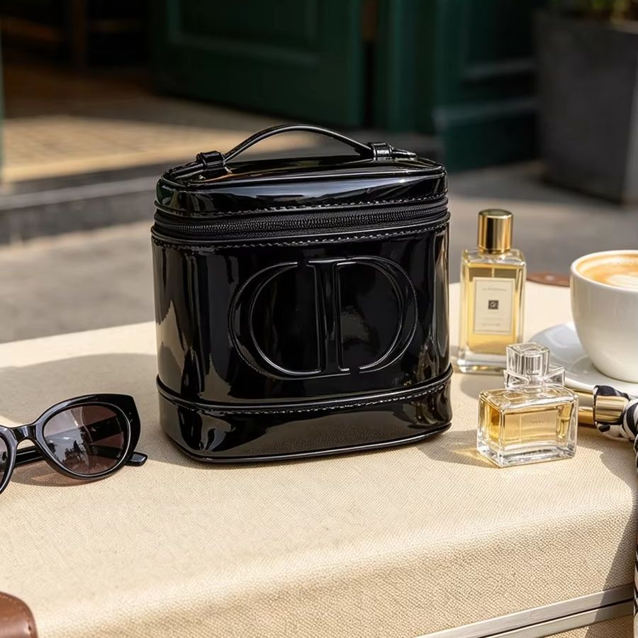 DIOR's tas Zwarte Mesh Damesta - Cosmetic Sponge recensie en prijs